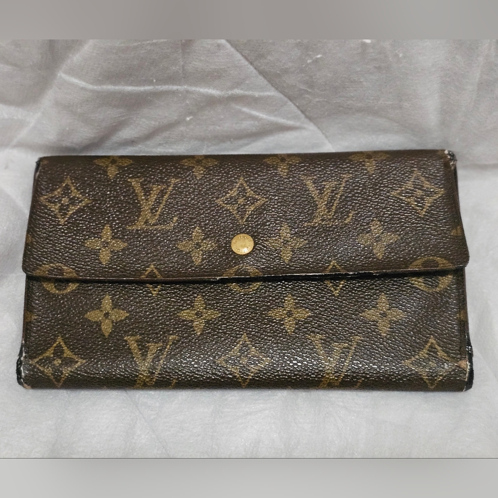lv monogram international wallet